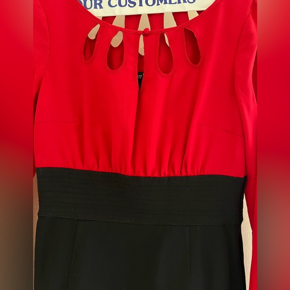 White House Black Market Red and White Dress Size 2 - Picture 4 of 9